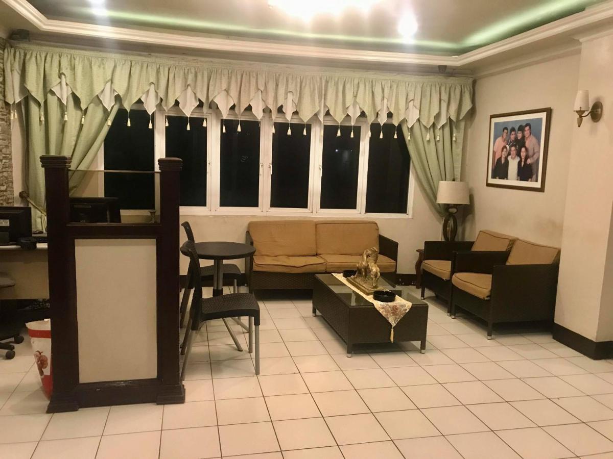 Rolet Hotel Catbalogan Bagian luar foto